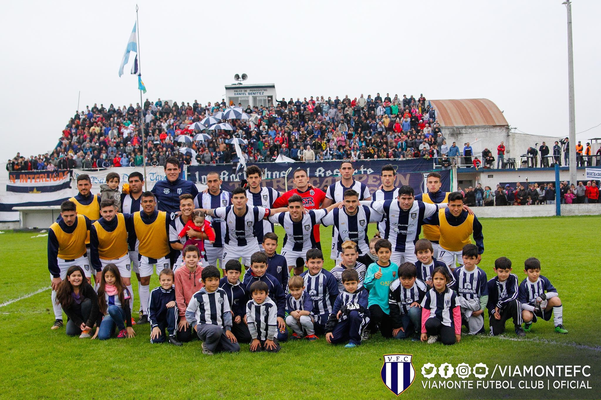 Foto del partido histórico